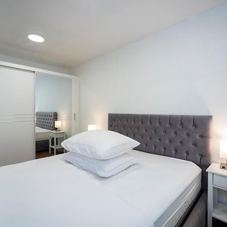 M&M Pelivan Apartments Solin Buitenkant foto