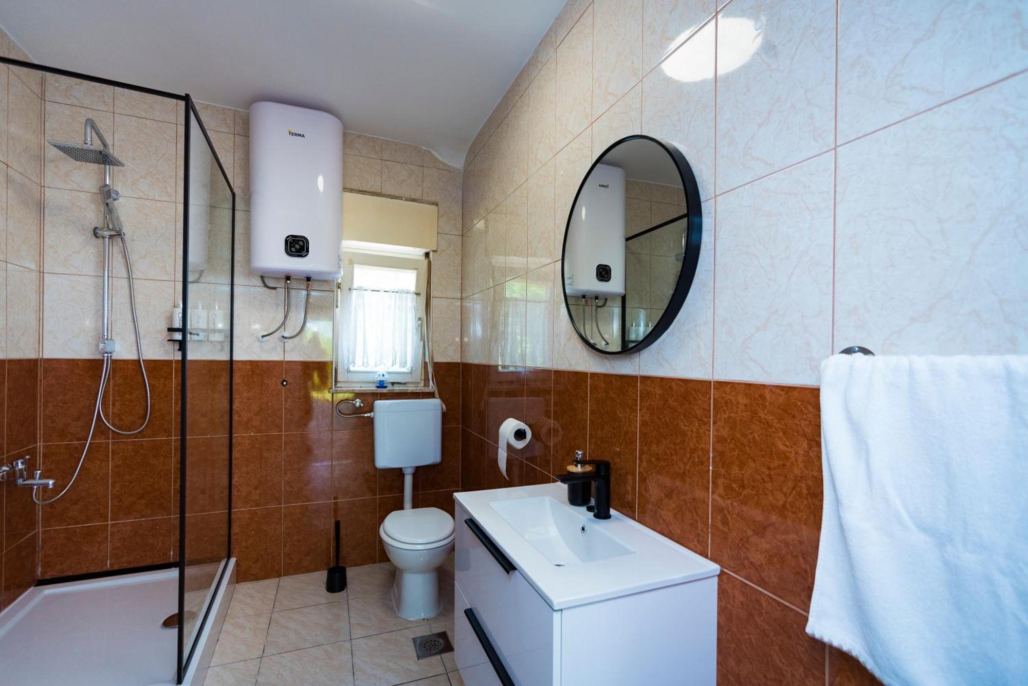 M&M Pelivan Apartments Solin Buitenkant foto